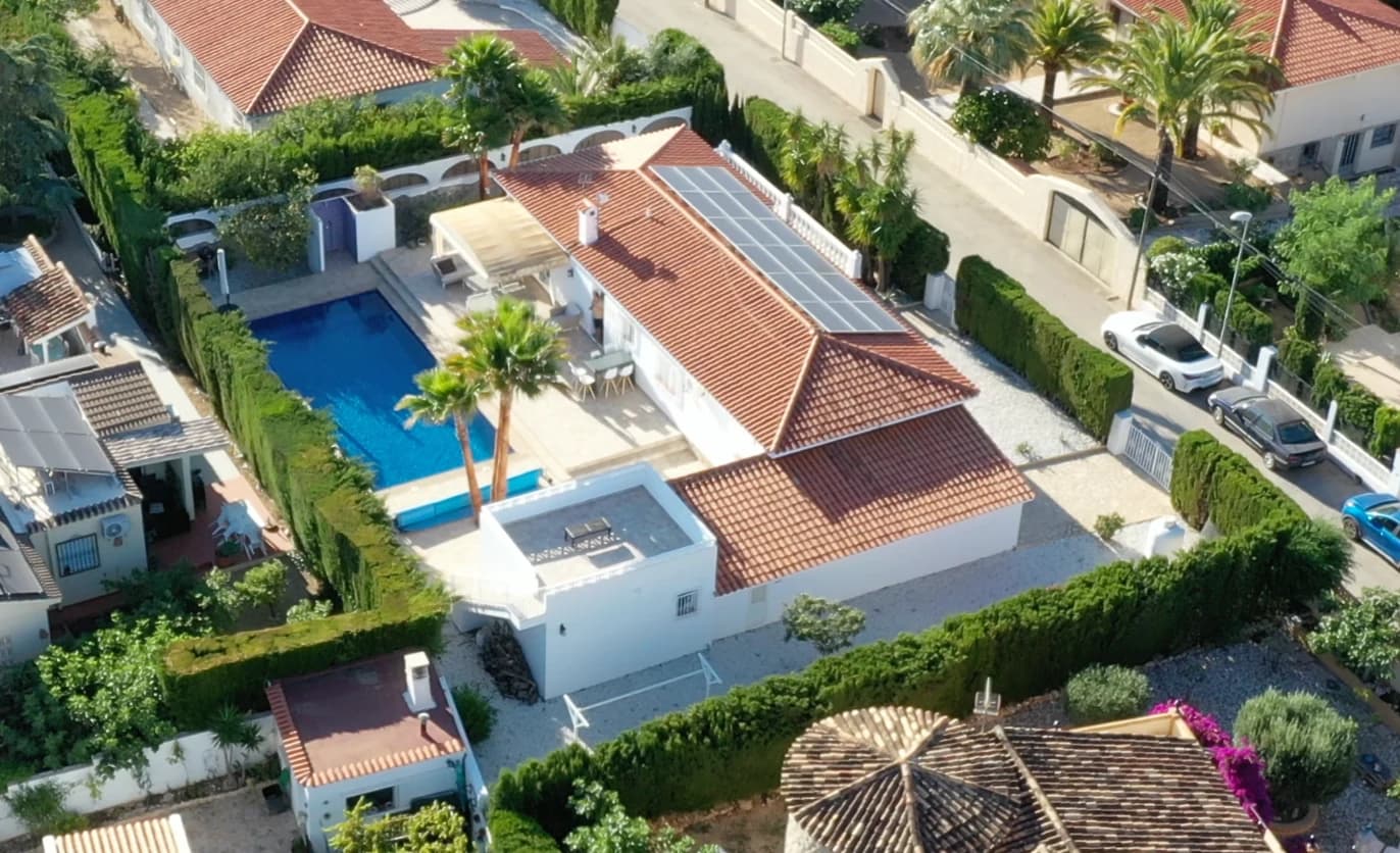 Správa a provoz nemovitostí — Alicante, Španělsko